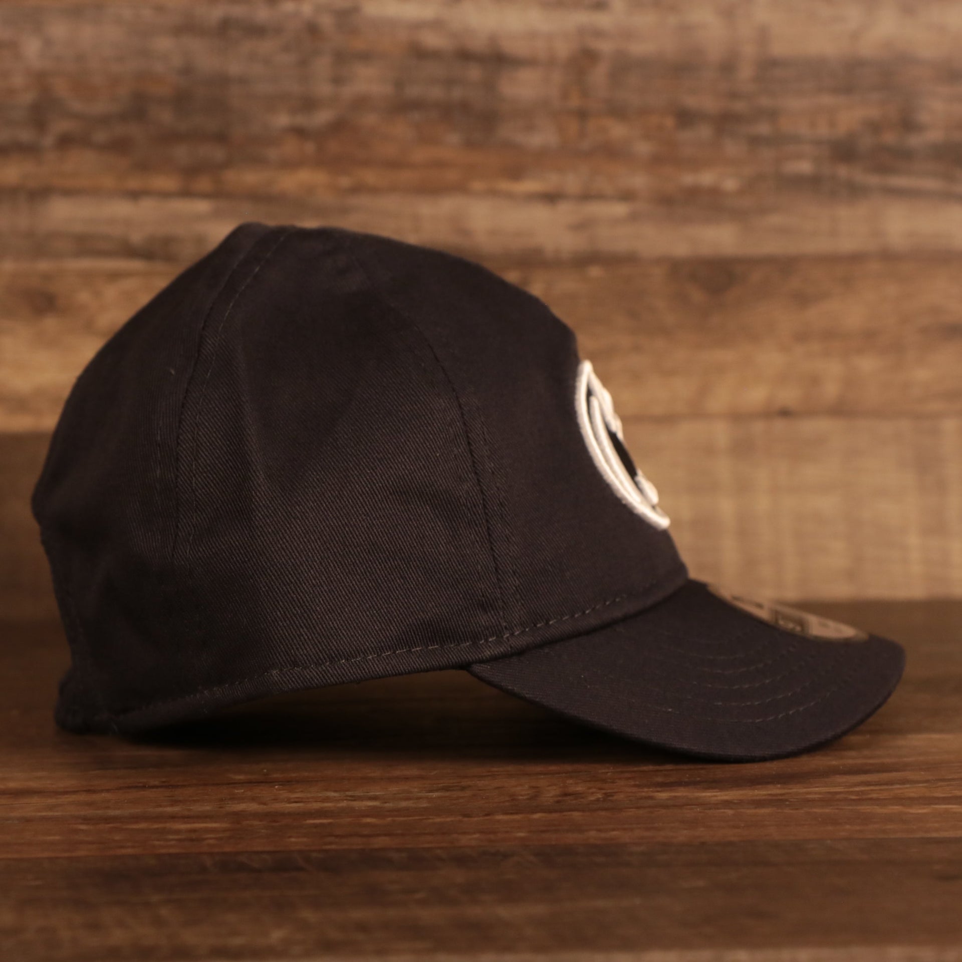 The wearer's right on the Infant Penn State Nittany Lions My 1st 920 Dad Hat | New Era Navy