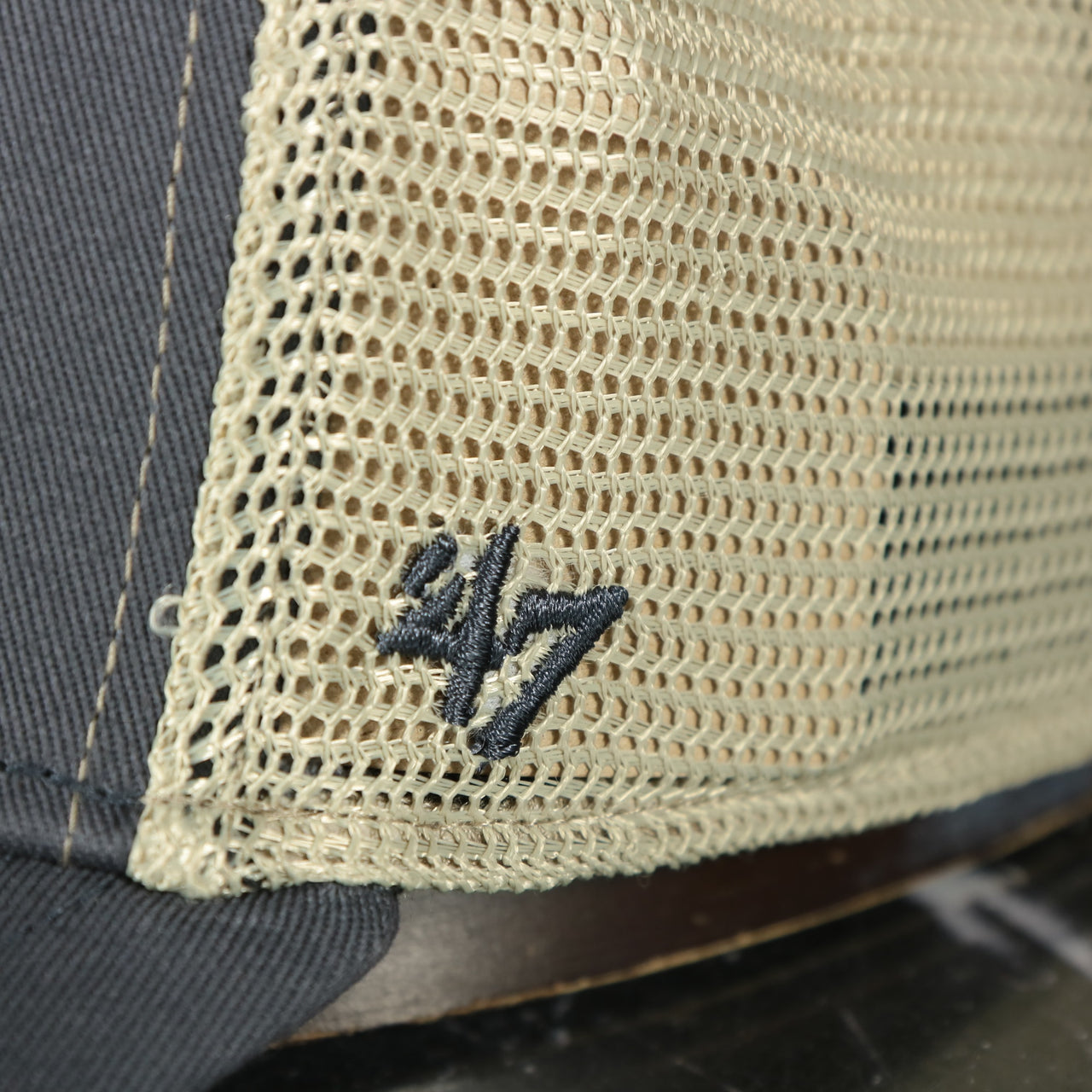 47 brand logo on the New York Yankees Mesh Back Trucker Hat Hat | Navy Mesh Dad Hat