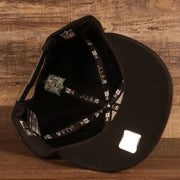 9Fifty taping on the interior of the Philadelphia Eagles 2021 Sideline On-Field Throwback Logo 9Fifty Snapback Hat