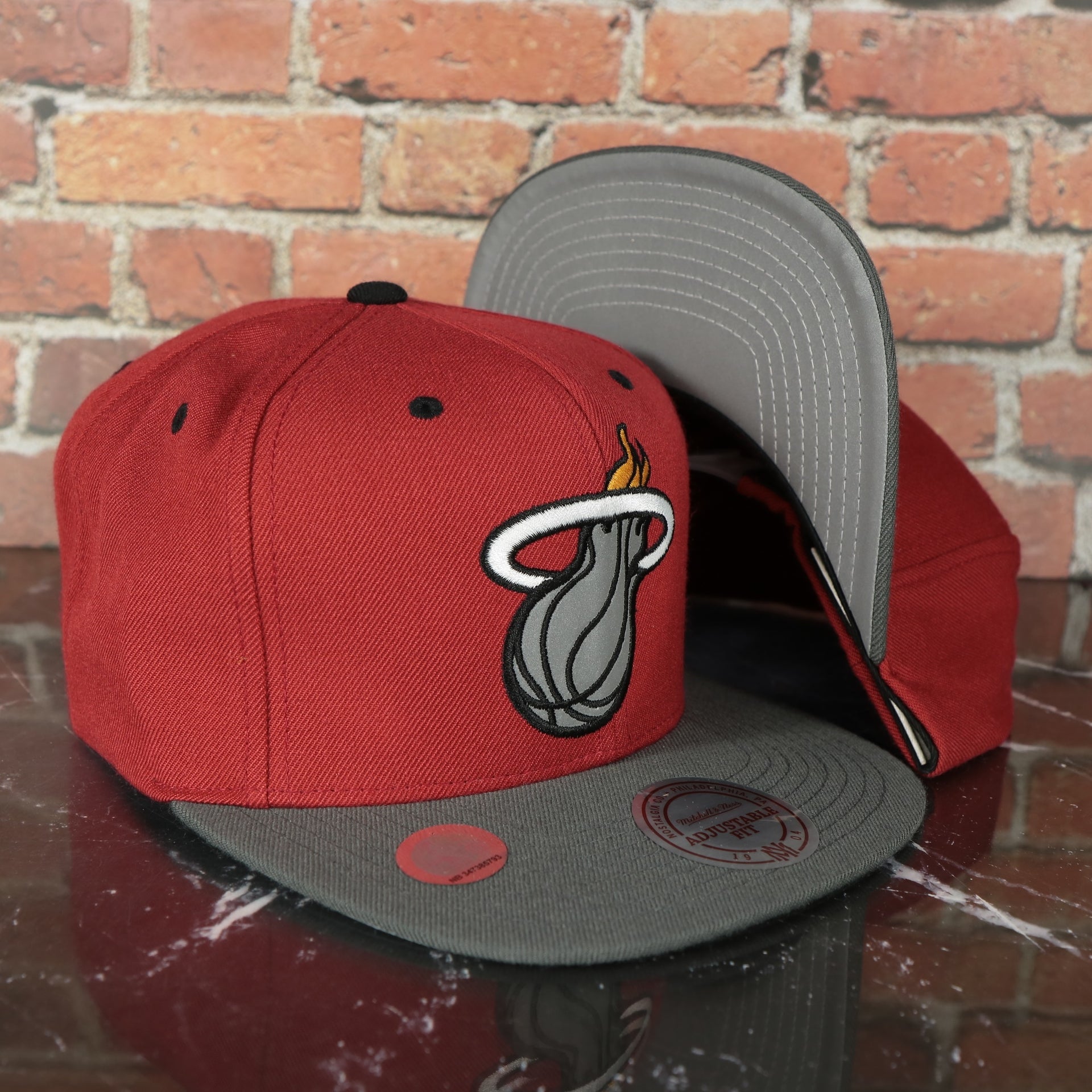 Miami Heat Two Tone Reflective Snapback Hat