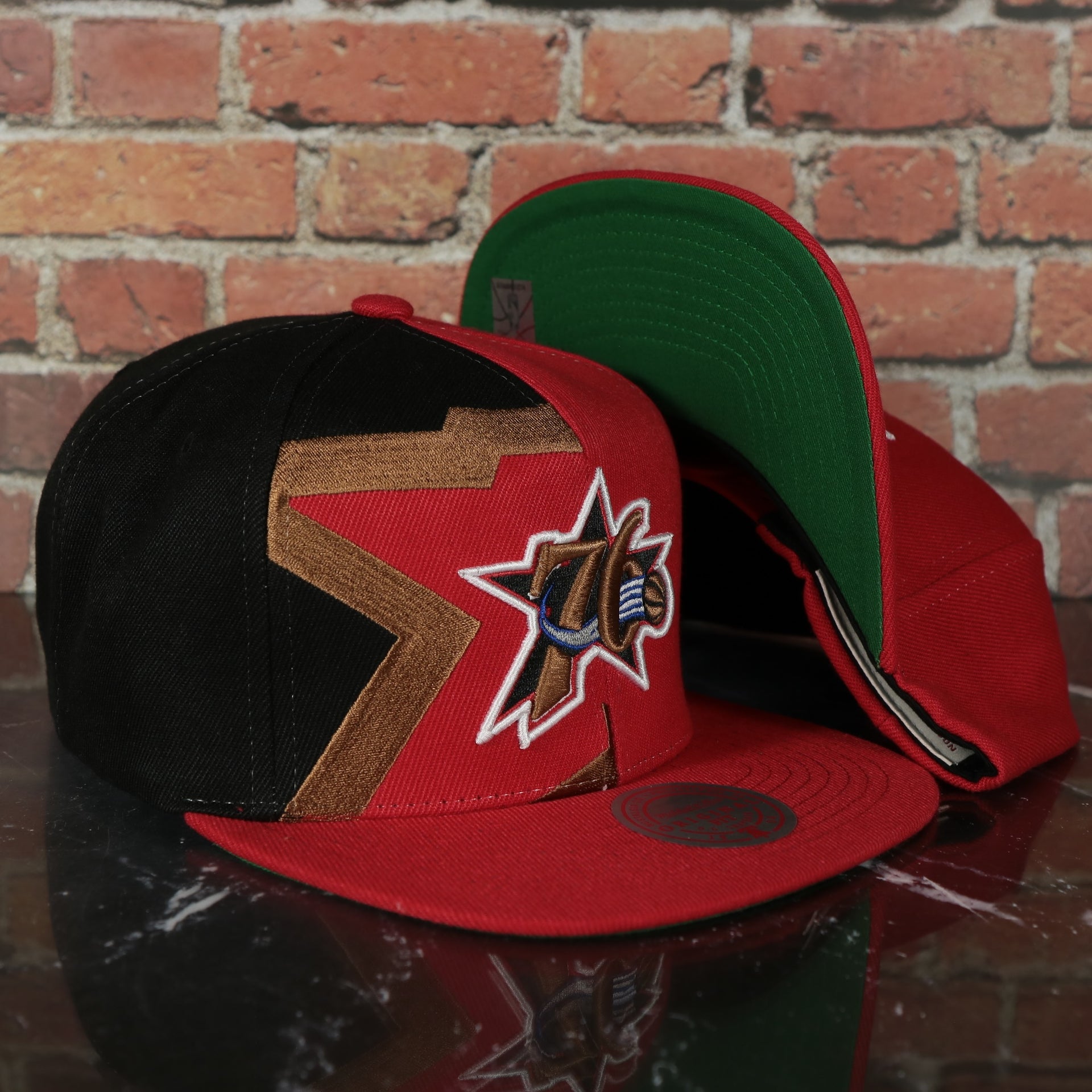 Philadelphia 76ers Retroline Logo Outline Vintage Snapback Hat | Mitchell and Ness 76ers Snap Cap