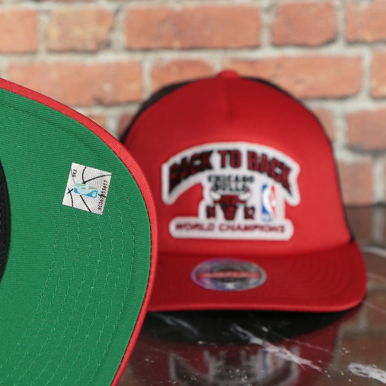 Chicago Bulls Back to Back NBA Championship 1991/1992 Green Bottom Two Tone Red/Black Trucker Hat | Mitchell and Ness