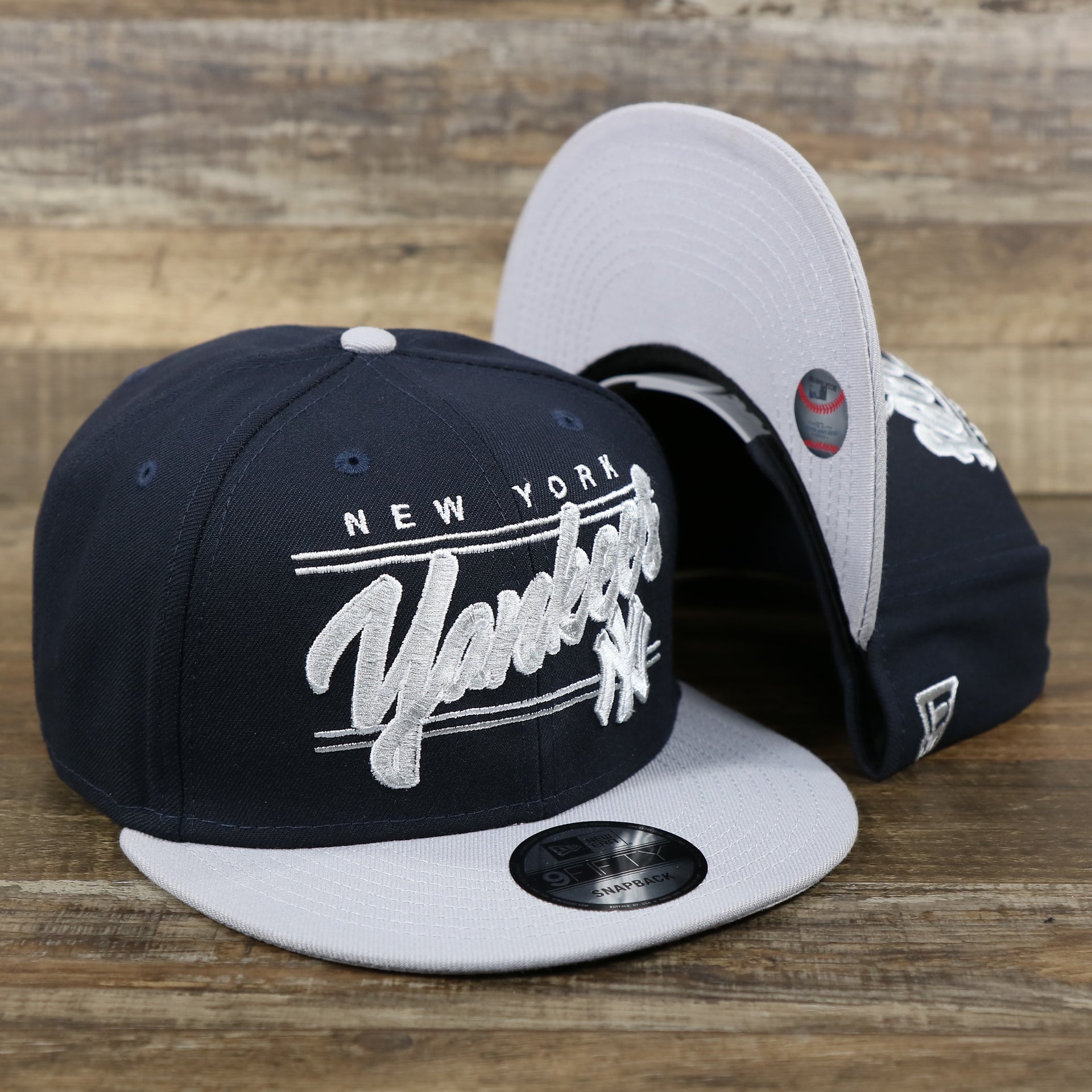 The New York Yankees "Team Script" College Bar Style 9Fifty Snapback Hat | Current Logo, Navy/Grey