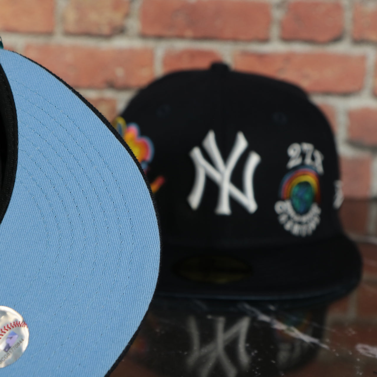 sky  blue under visor on theNew York Yankees Groovy World Series Champions Patch 59Fifty Fitted Cap | New Era Groovy Side Patch 5950