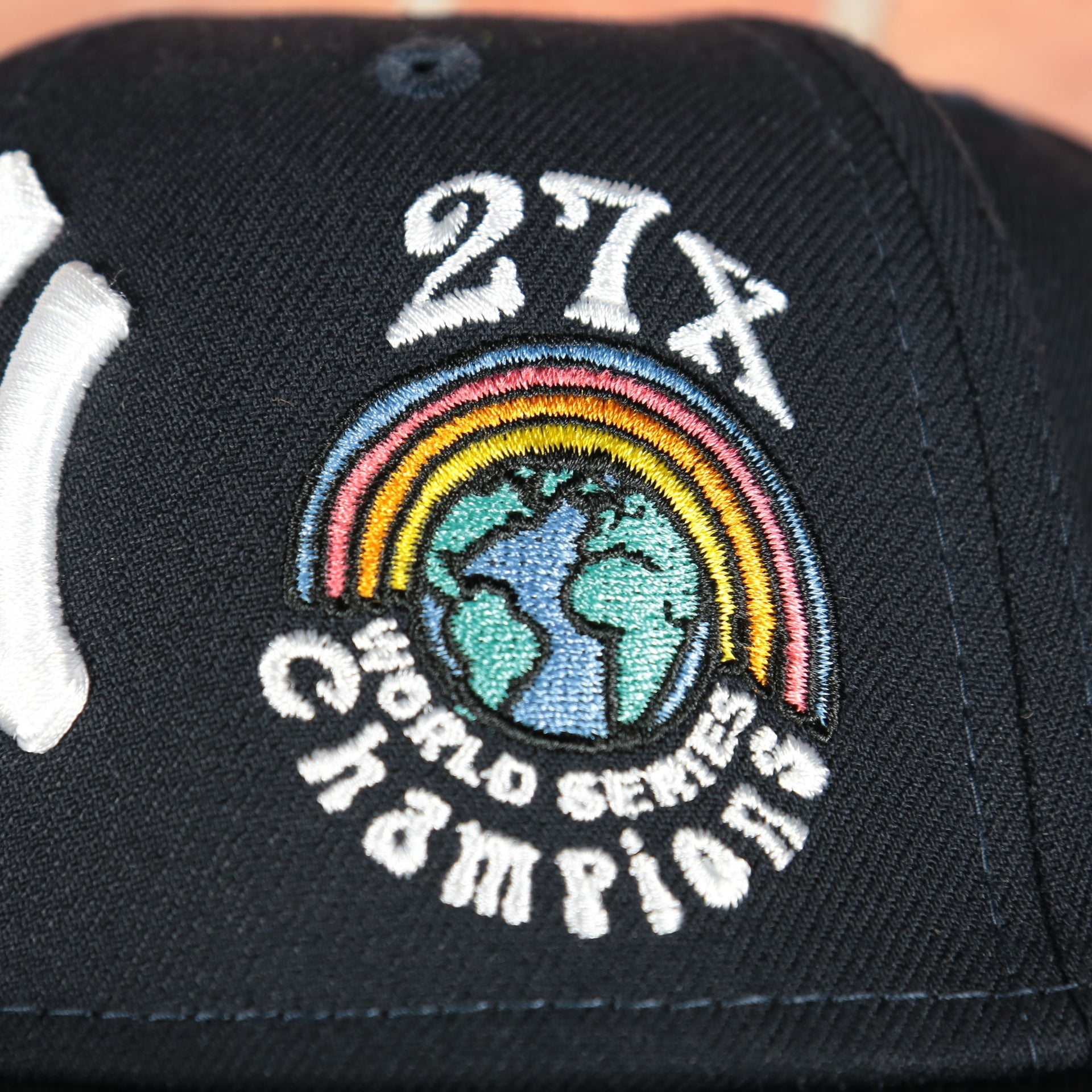 27 world series patch on the New York Yankees Groovy World Series Champions Patch 59Fifty Fitted Cap | New Era Groovy Side Patch 5950