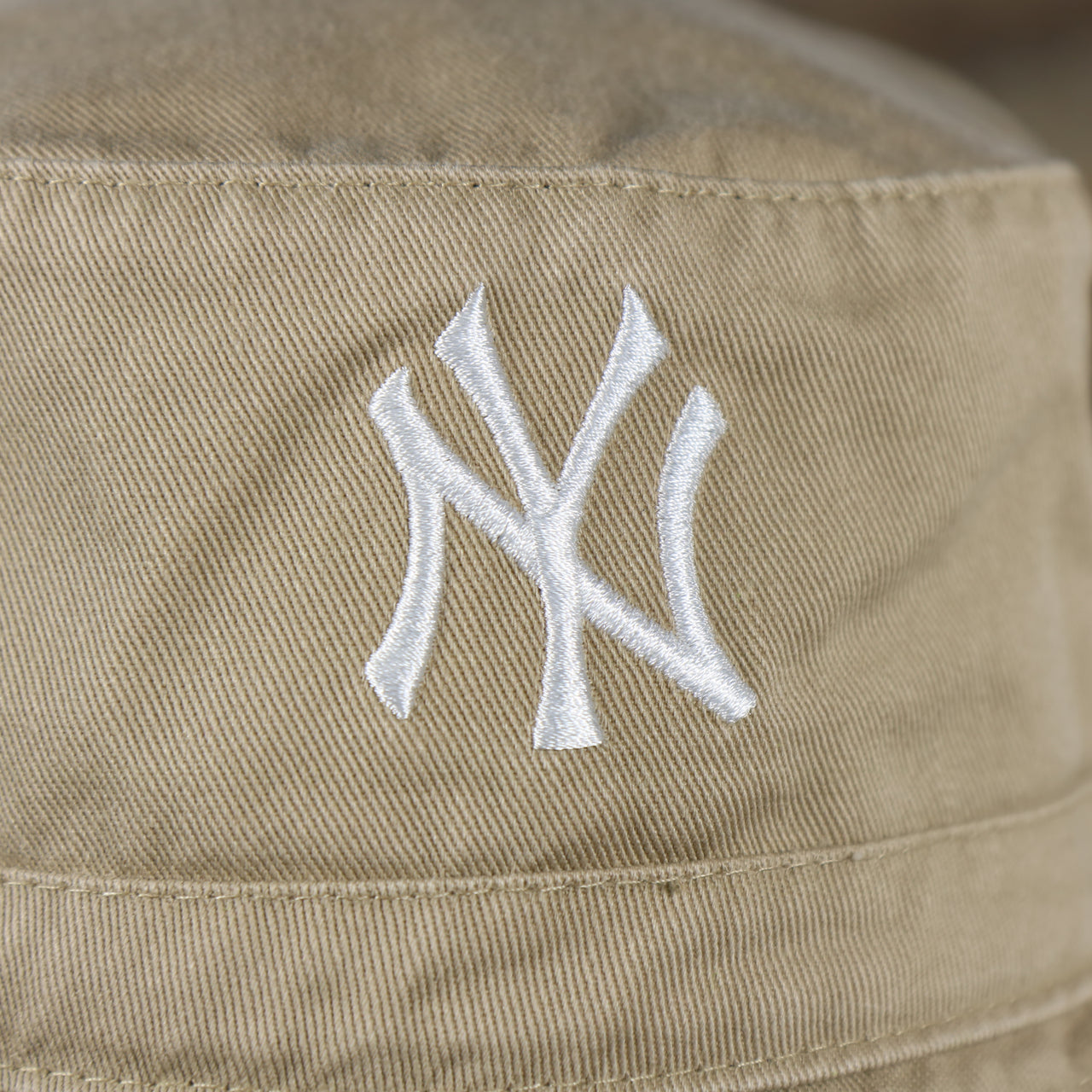 yankees logo on the New York Yankees Small Brim Bucket Hat | Khaki Bucket Hat