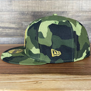 The wearer's left on the New York Yankees 2022 Armed Forces Day / Memorial Day Side Patch 59Fifty Fitted Cap | Camo