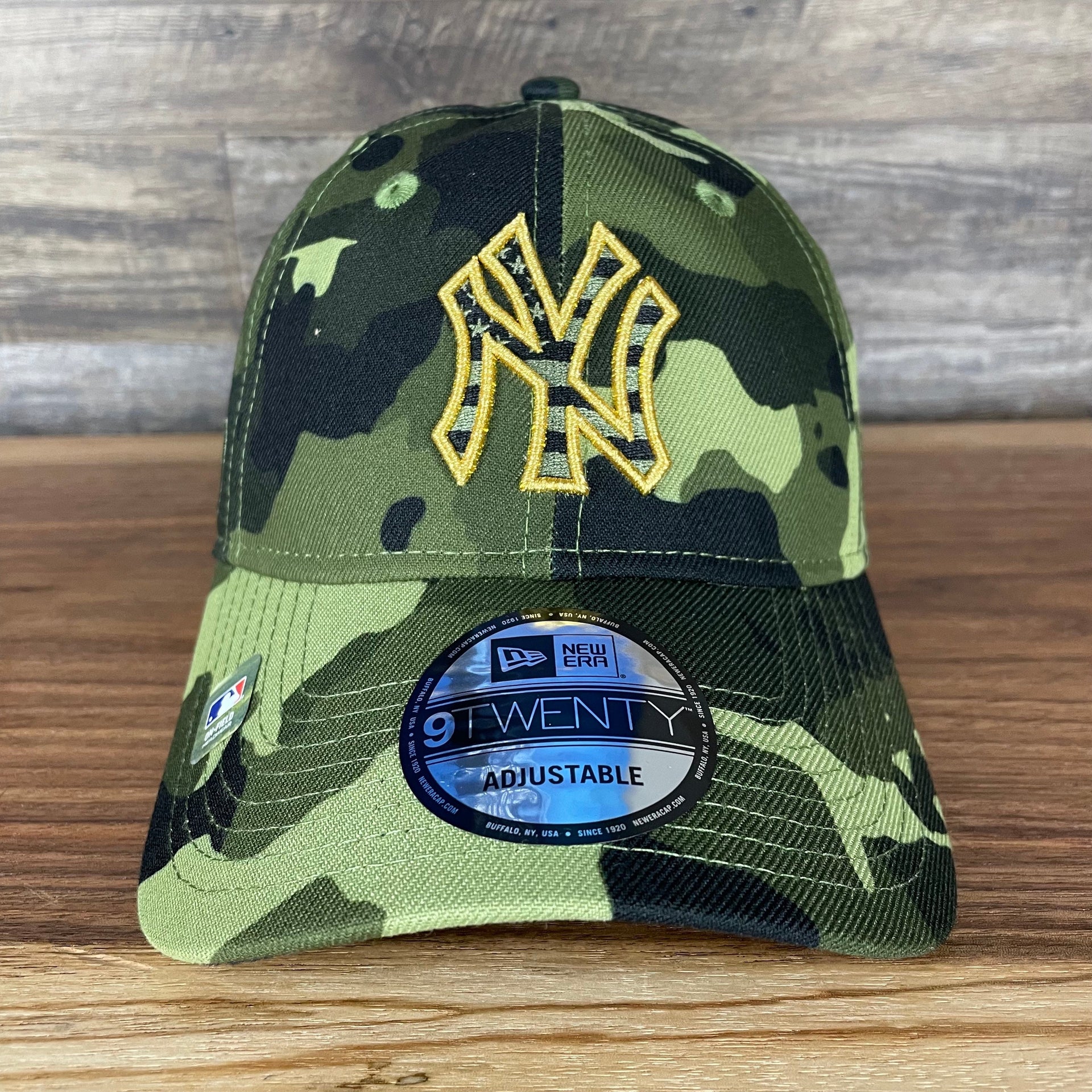 The front of the New York Yankees 2022 Armed Forces Day / Memorial Day Side Patch 9Twenty Dad Hat