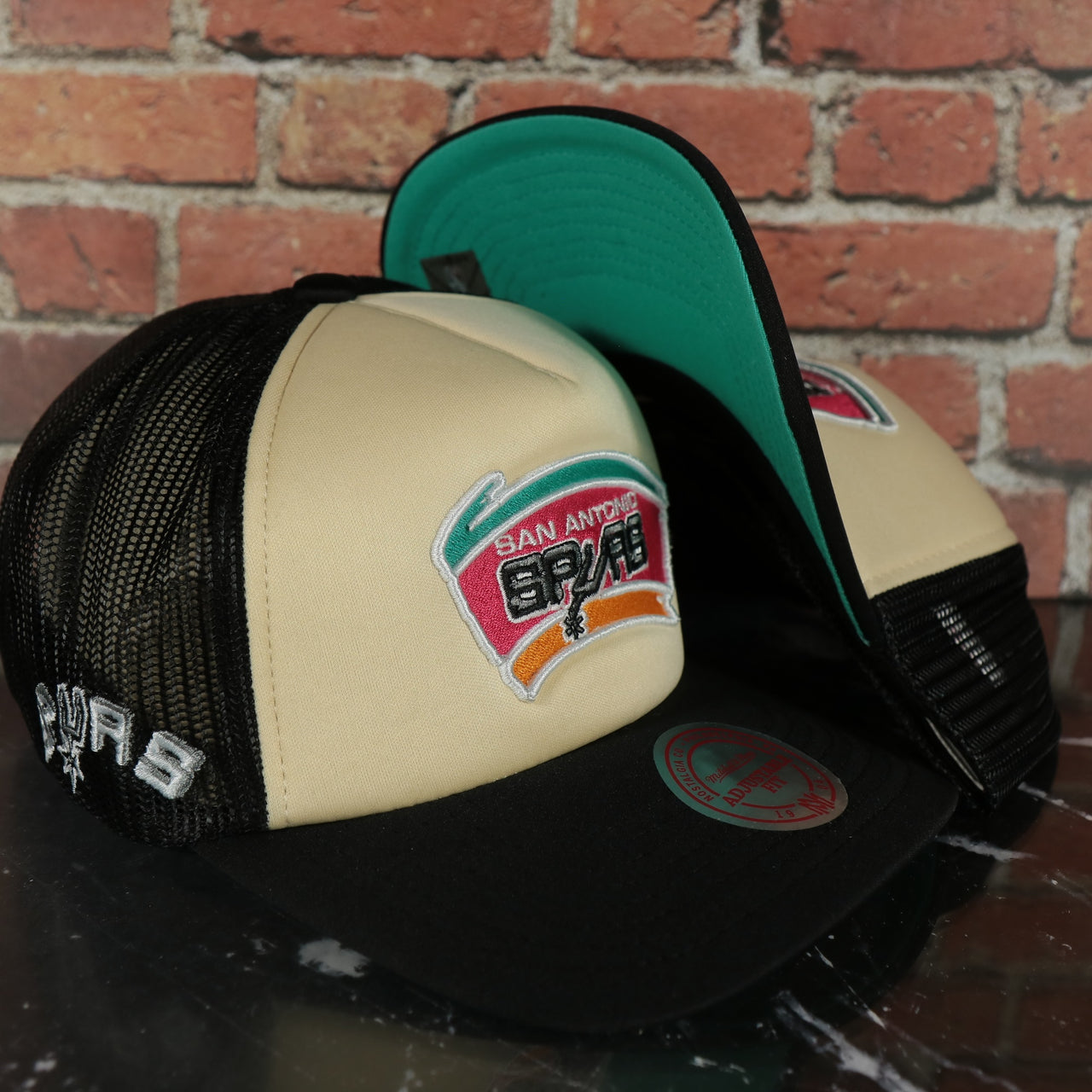 San Antonio Spurs "Spurs" wordmark teal Bottom 2-Tone Foam Trucker Hat | Black/Off-White Mitchell and Ness Hat