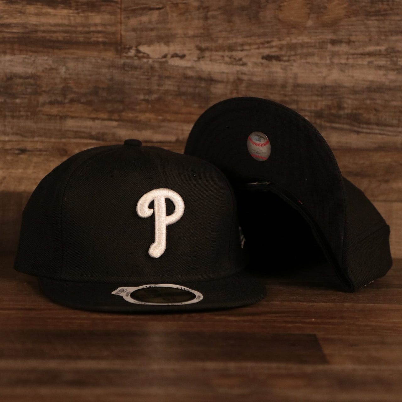 Philadelphia Phillies White Logo Black Bottom Black 59Fifty Fitted Cap | Youth