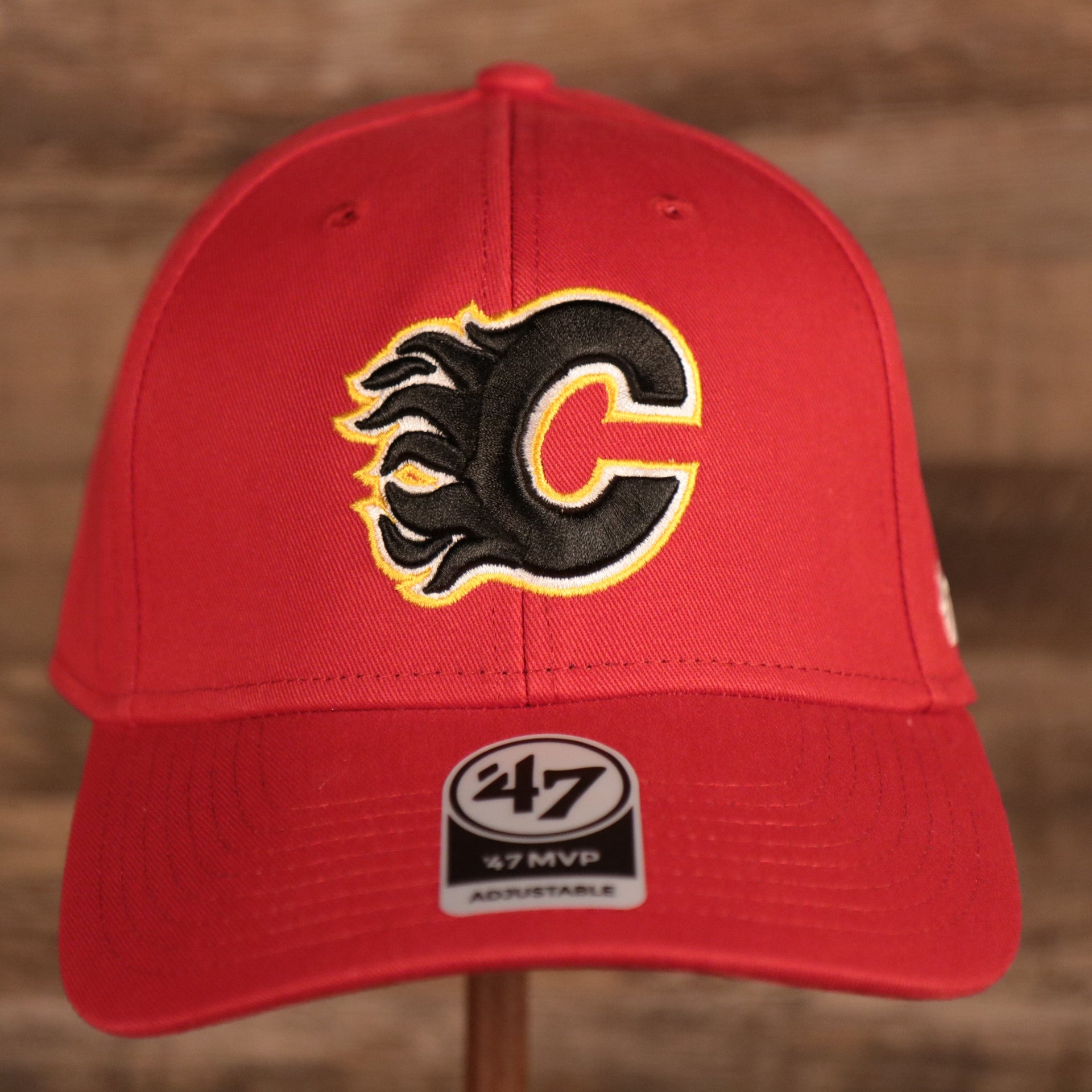 47 BRAND | CALGARY FLAMES | BLACK FIRE C PATCH FRONT | MVP | DAD HAT | RED | OSFM