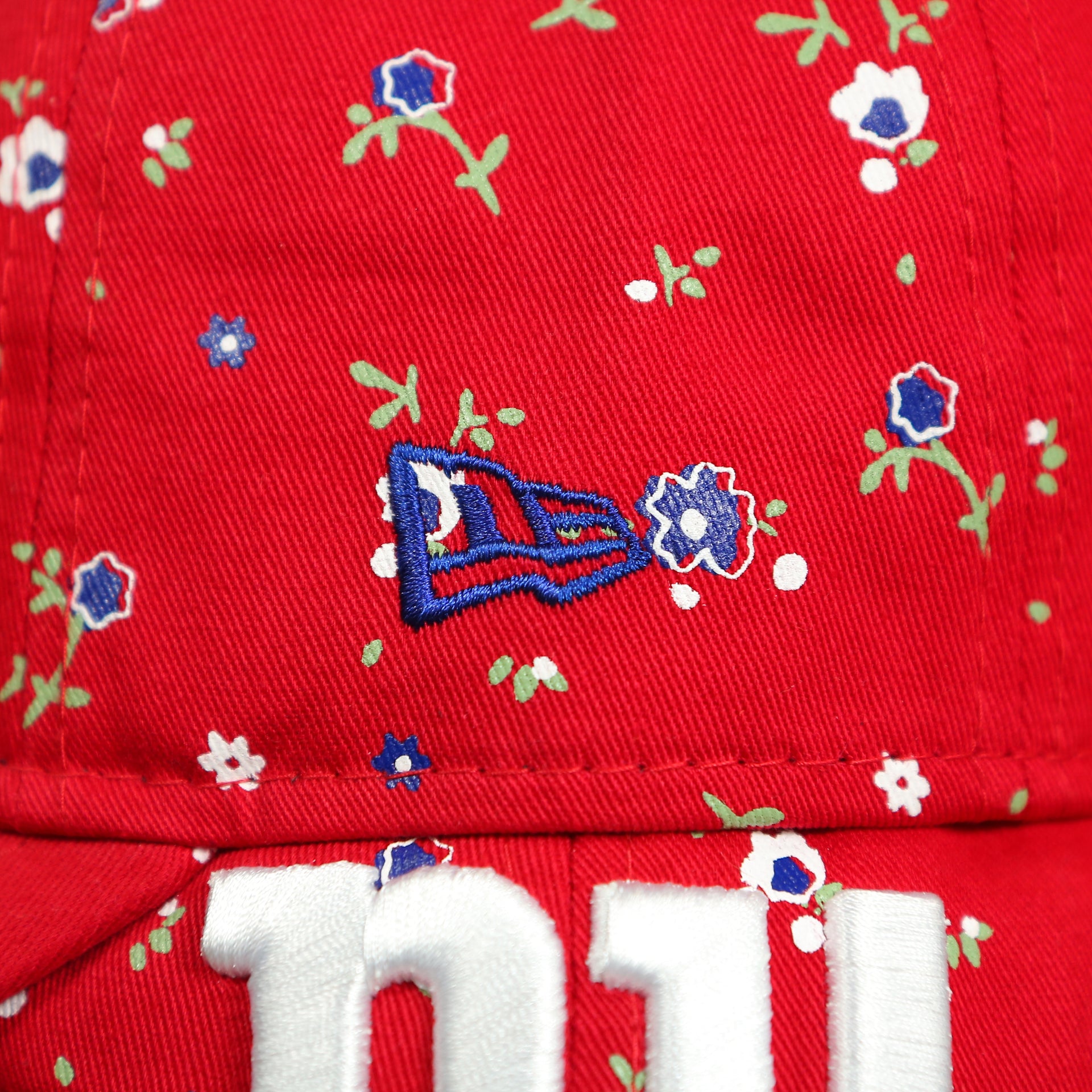 new era logo on  the New York Giants Ladies Floral Bloom Micro Flower Pattern 9Twenty Dad Hat | Womens Floral Giants Hat