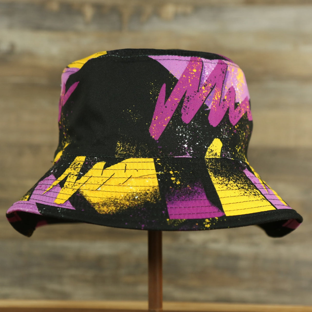 hyper pattern on the Los Angeles Lakers 90s Inspired NBA Hyper Mitchell and Ness Reversible Bucket Hat