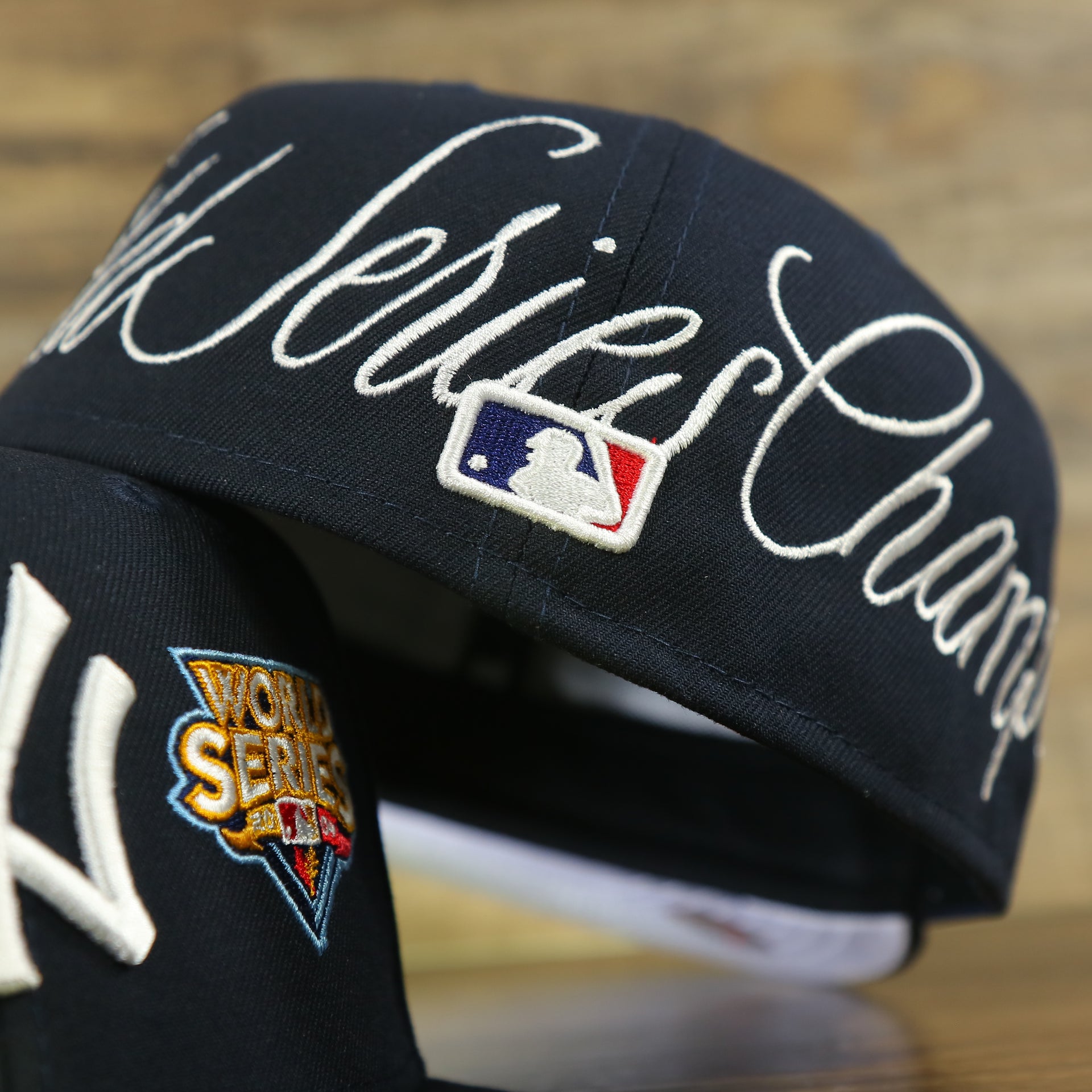 MLB batterman logo on the New York Yankees Cooperstown All Over Side Patch "Historic Champs" Gray UV 59Fifty Fitted Cap | Navy 59Fifty Fitted Cap
