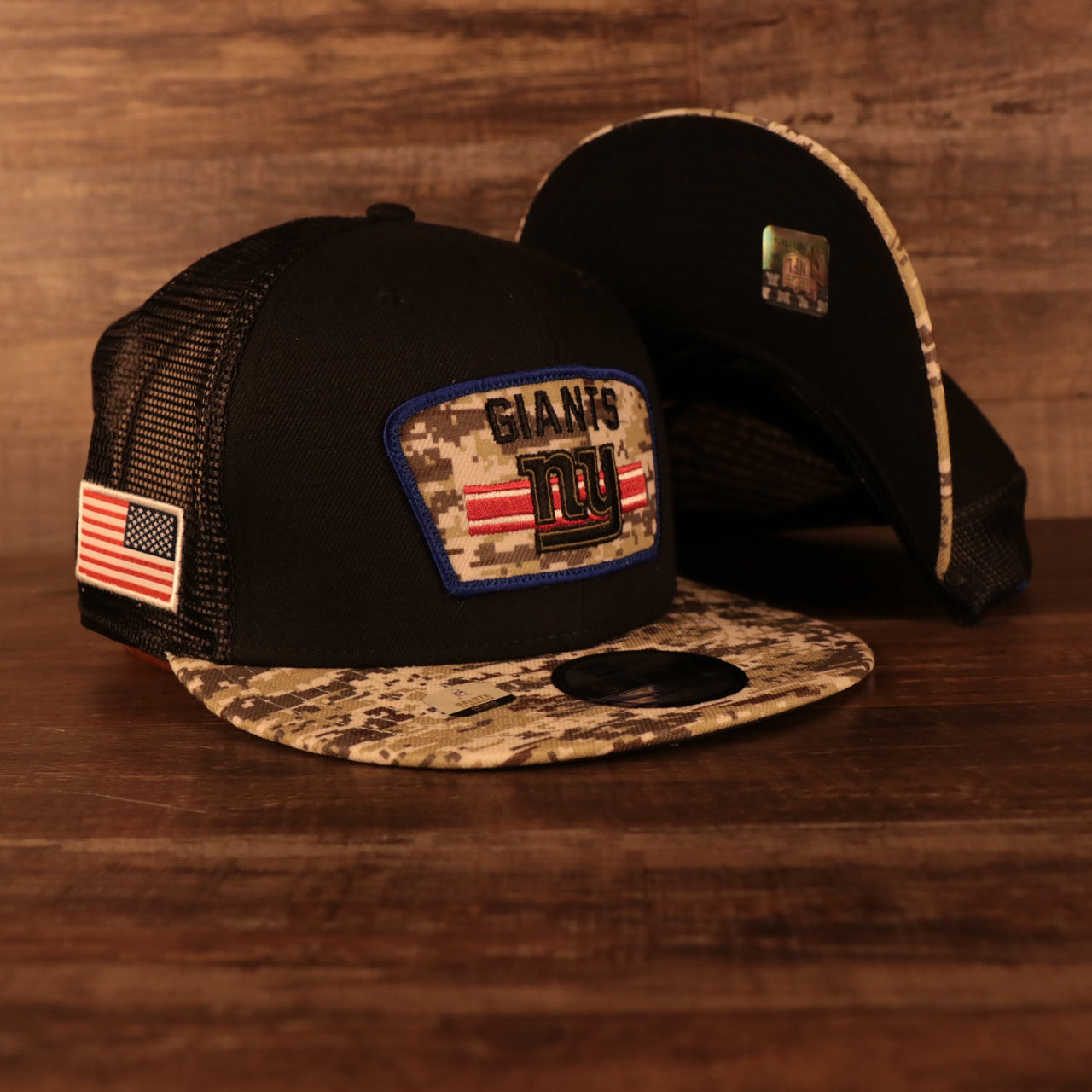New York Giants 2021 Salute To Service On Field Sideline 9Fifty Snapback Trucker Hat