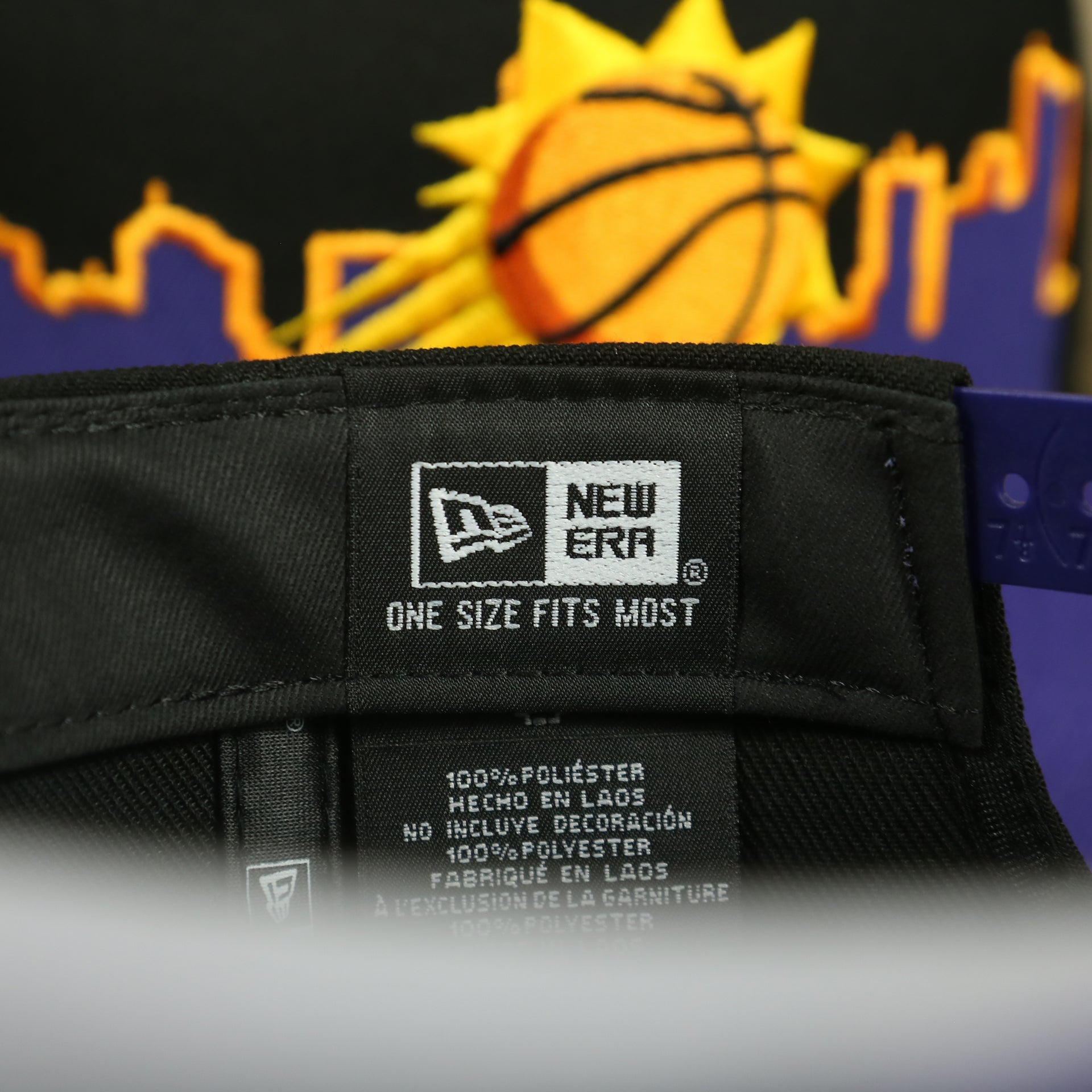 new era label on the Phoenix Suns City Skyline Side Patch 9Fifty Snapback Hat | Phoenix Skyline 950