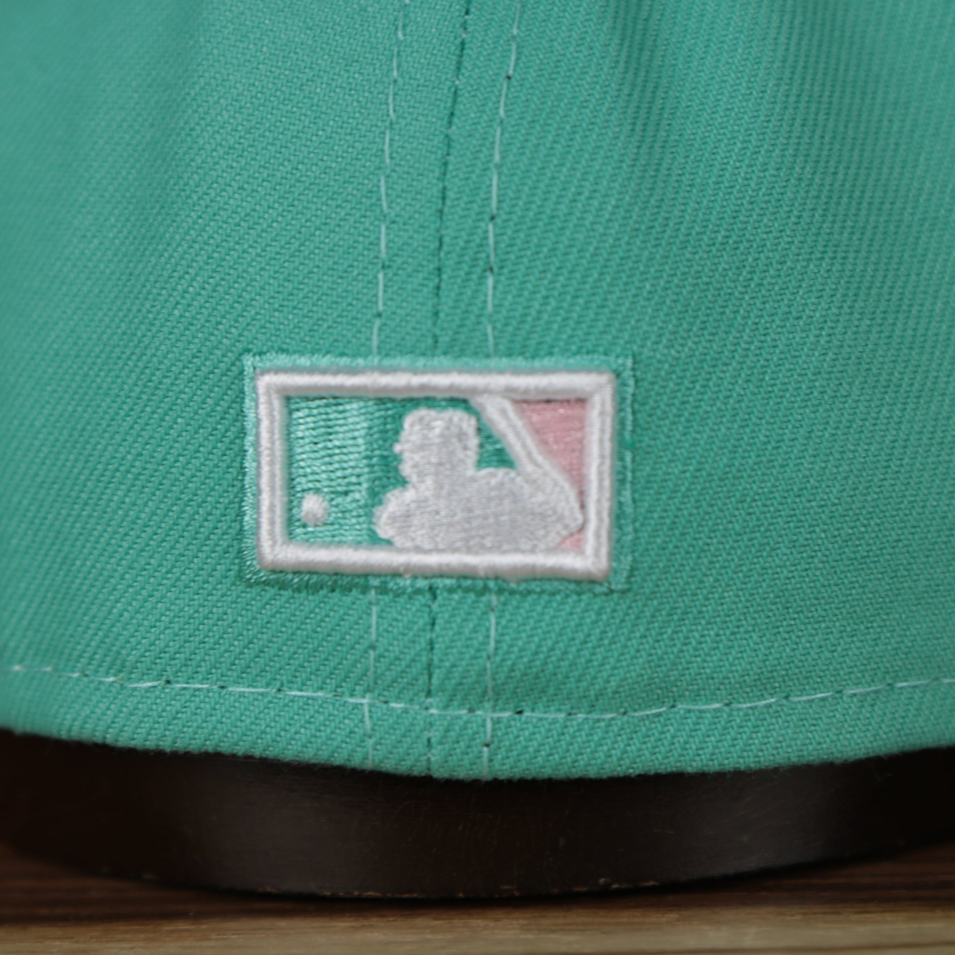 mlb logo on the Arizona Diamondbacks 1993 Inaugural Season Side Patch Pink Bottom 59Fifty Fitted Cap | Mint