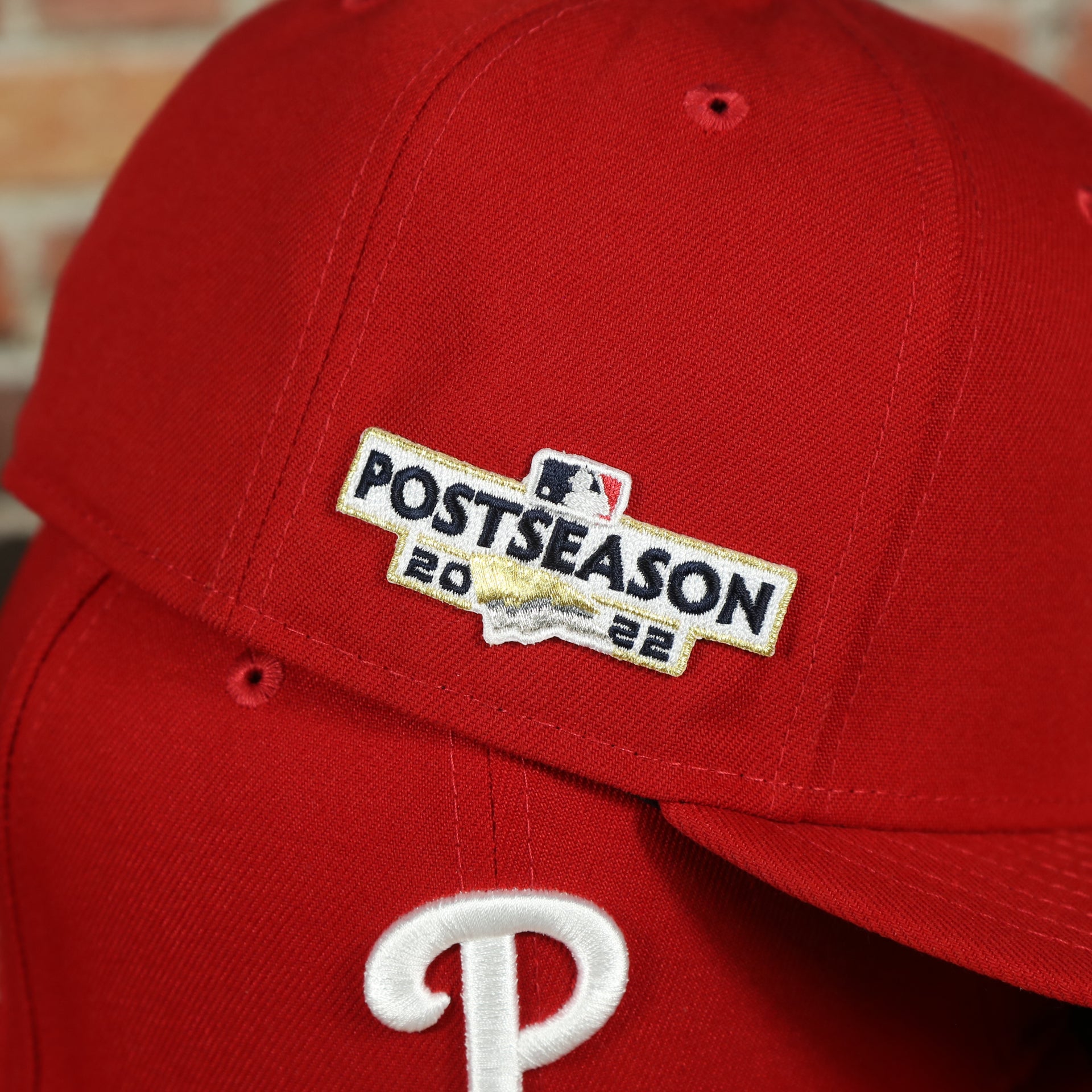 side patch of the Philadelphia Phillies Post Season 2022 MLB Playoffs Side Patch On-Field 59Fifty Fitted Cap