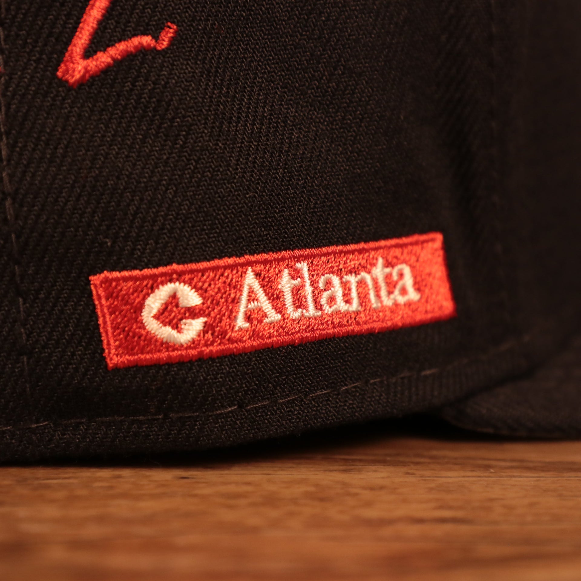 Close up of the Atlanta street sign on the Atlanta Braves City Transit All Over Side Patch Gray Bottom 59Fifty Fitted Cap
