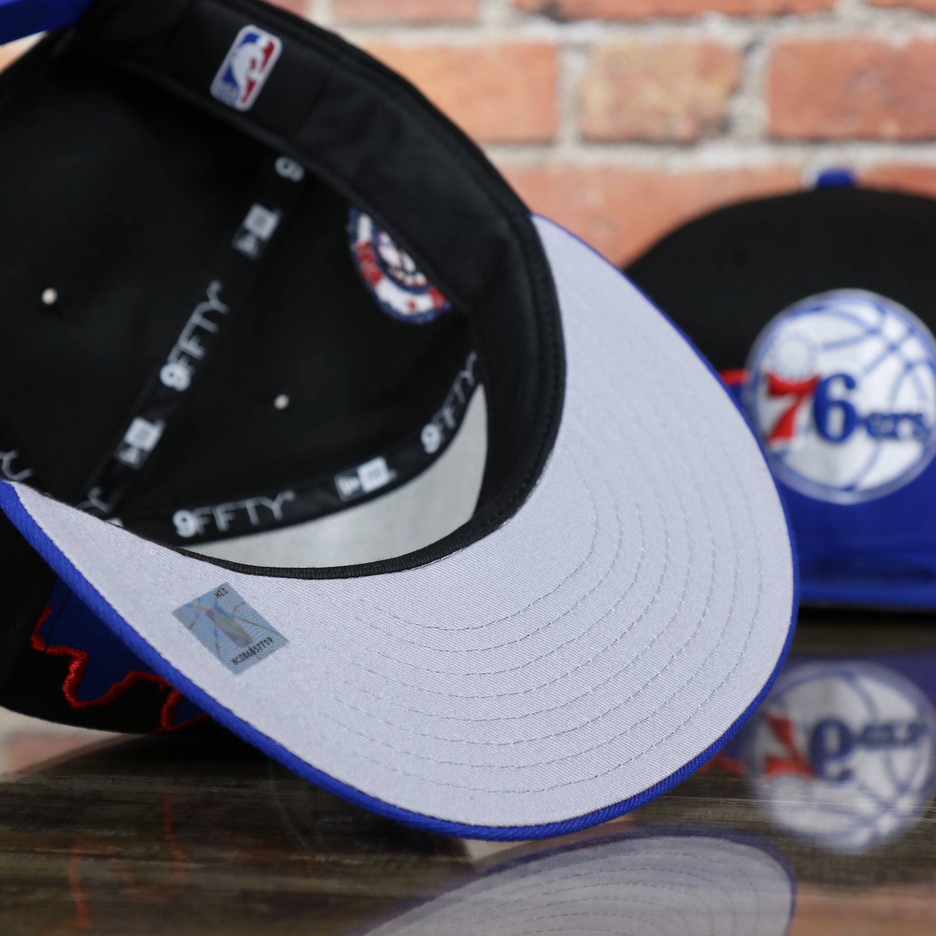 grey under visor on the Philadelphia 76ers City Skyline Side Patch 9Fifty Snapback Hat | Philadelphia Skyline 950
