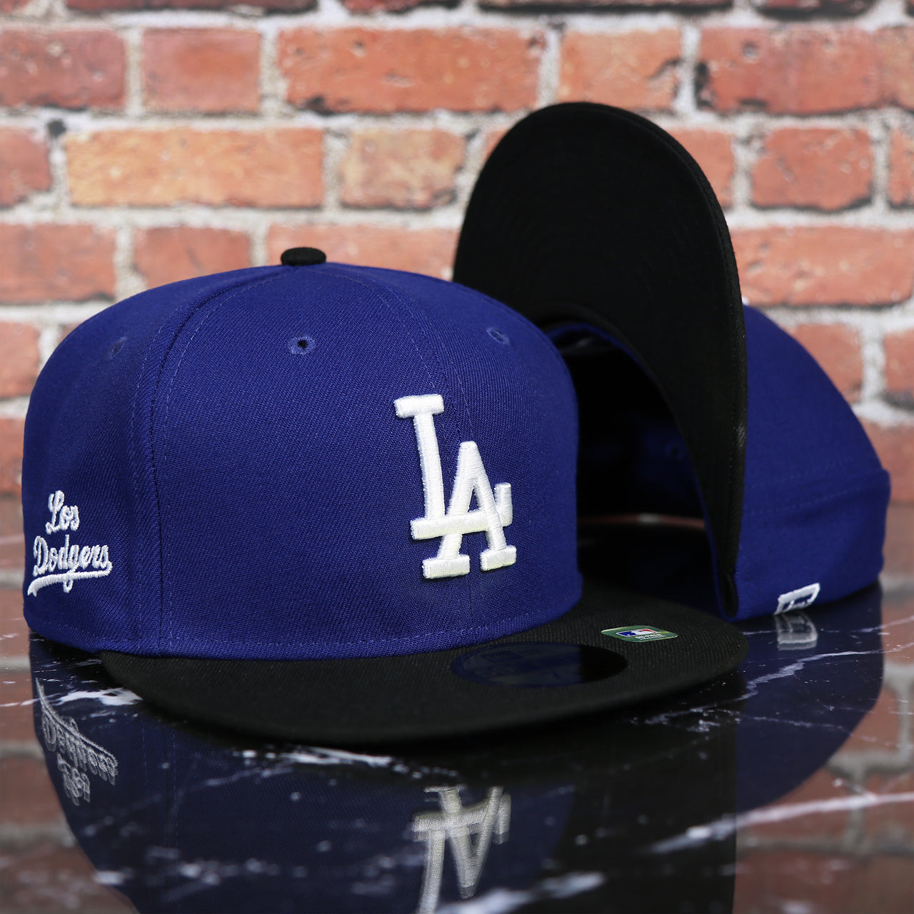 Los Angeles Dodgers 2022 City Connect Side Patch 59Fifty Fitted Cap | New Era Royal/Black