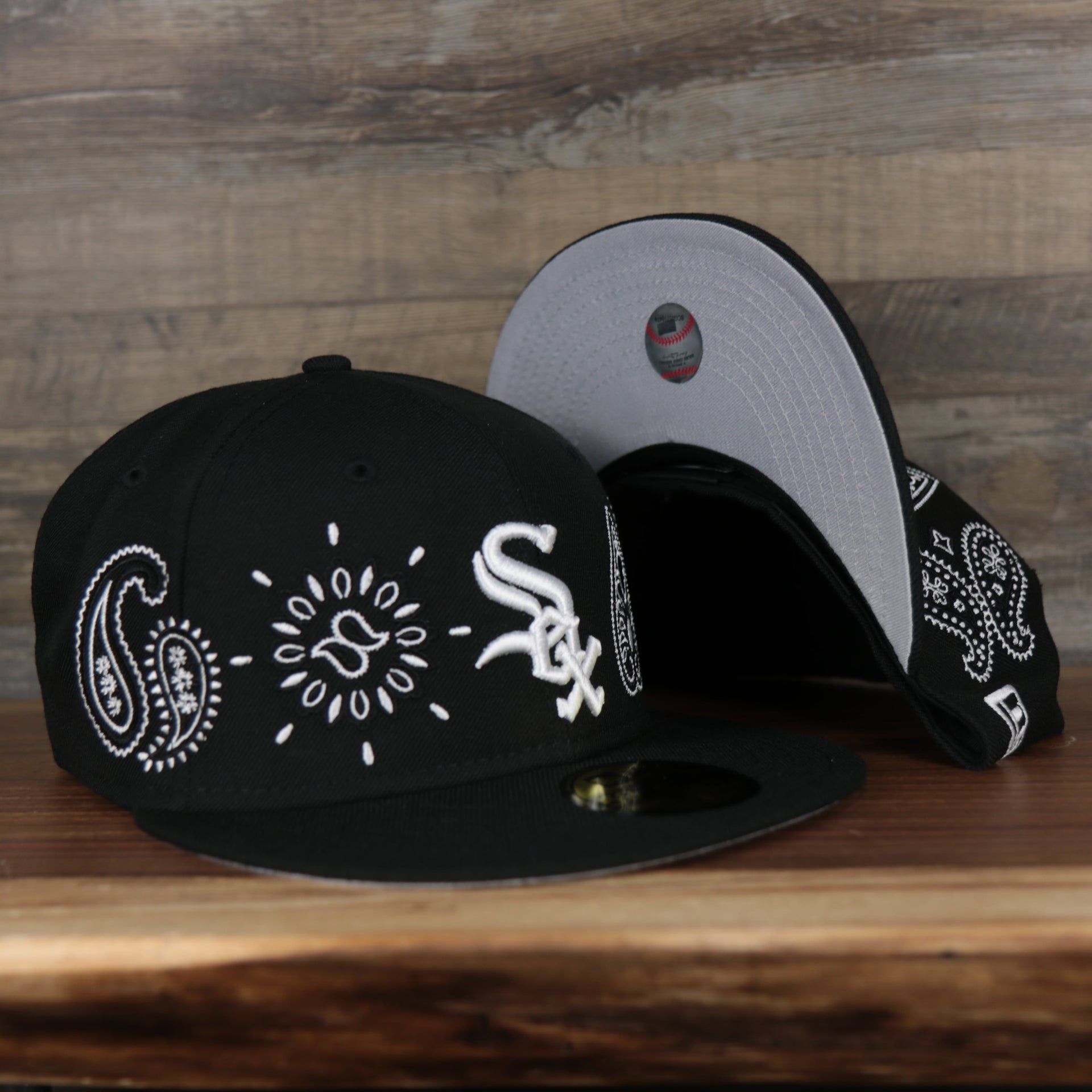 front and bottom of the Chicago White Sox All Over Paisley Bandana Pattern Grey Bottom 5950 Fitted Cap | Black