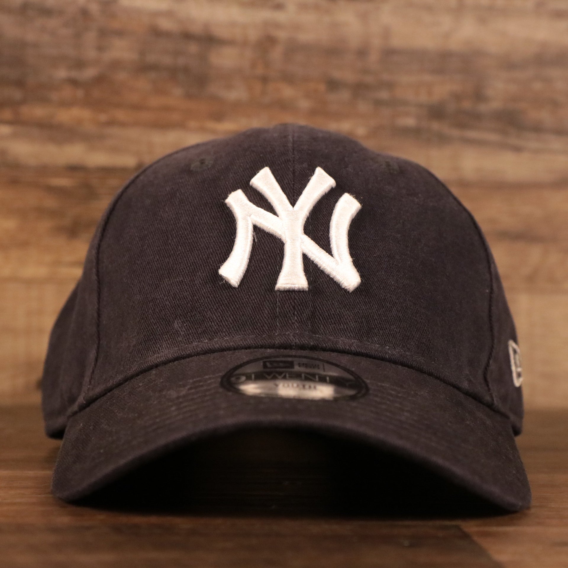 NEW ERA | NEW YORK YANKEES | JUNIOR CORE | 9TWENTY DAD HAT | NAVY BLUE | YOUTH OSFM