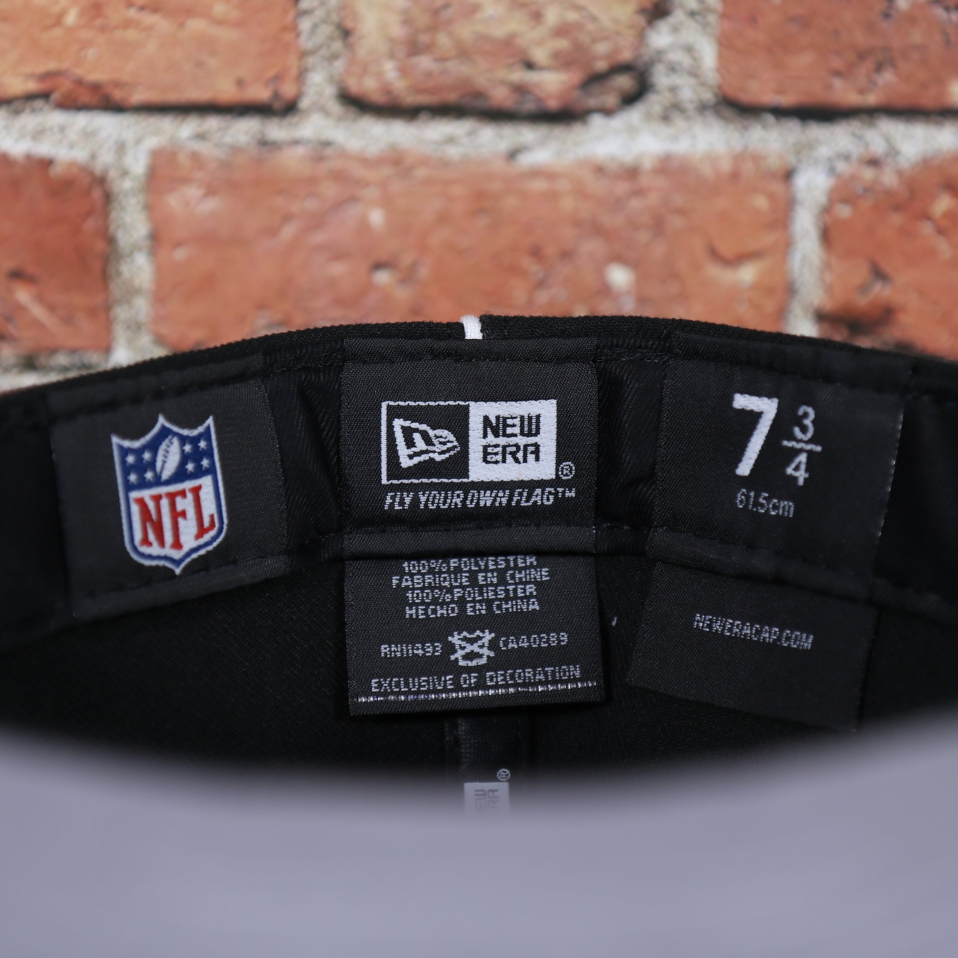 new era tag on the inside of the NFL On-Field Referee Official 59Fifty Fitted Cap | Black