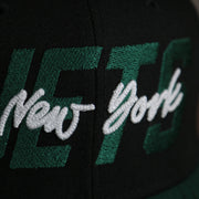 logo shot on the New York Jets 2022 NFL Draft 9Fifty Grey Bottom On-Field Snapback | Black