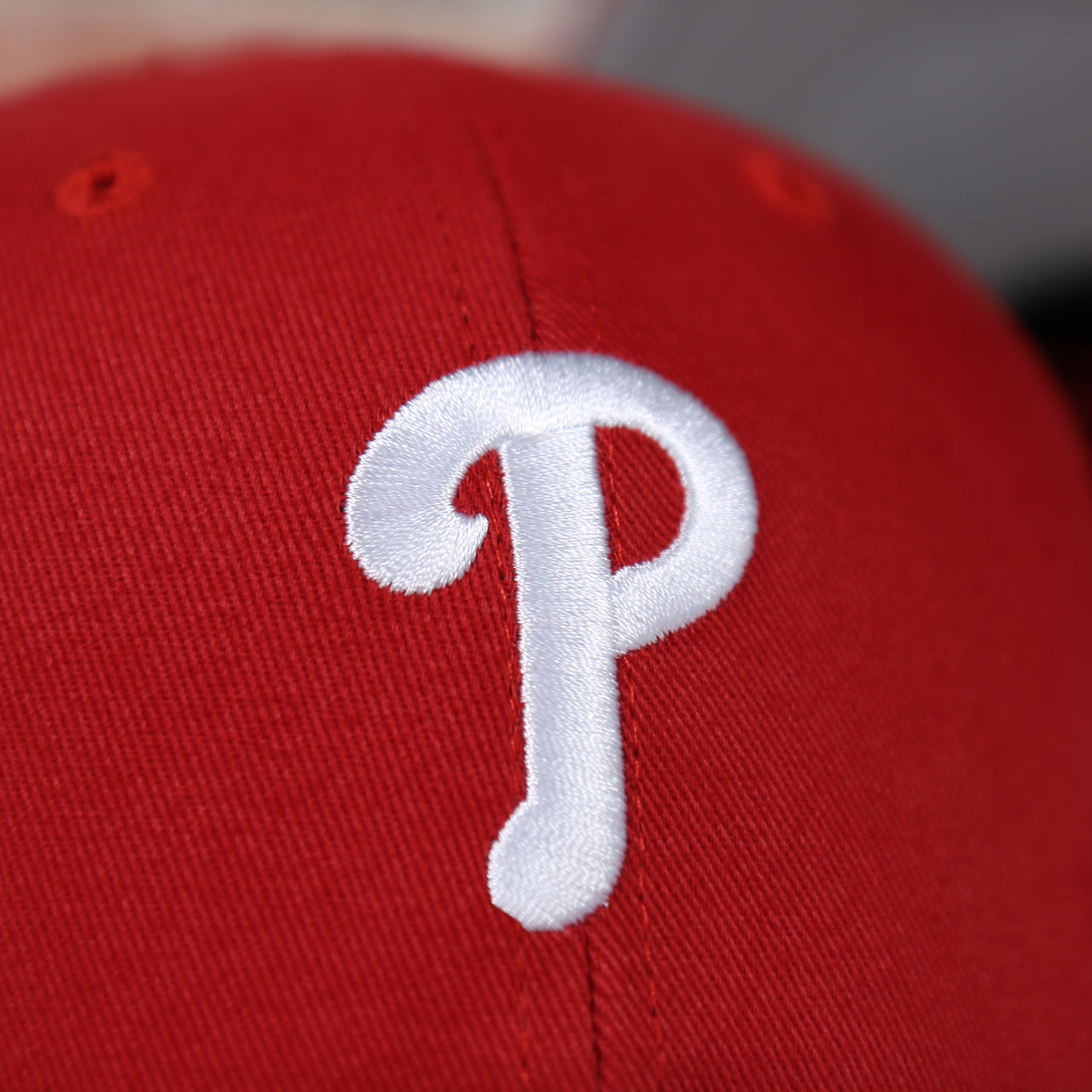 phillies logo on the Infant Philadelphia Phillies Gray Bottom Dad Hat | Red Infant Dad Hat
