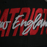 logo shot of the  New England Patriots 2022 NFL Draft 9Fifty Grey Bottom On-Field Snapback | Black