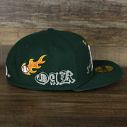 The wearer's right on the Oakland Athletics “Scribble” Side Patch Gray Bottom 59Fifty Fitted Cap