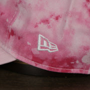 A close up of the New Era logo on the Los Angeles Dodgers 2022 Mother’s Day On-Field 9Twenty Women’s Dad Hat