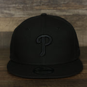 The front of the Philadelphia Phillies New Era Tonal 9Fifty Snapback