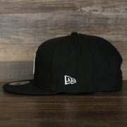 wearers left side of the Chicago White Sox MLB City Connect 2021 On-Field 59Fifty Black Bottom Fitted | Black