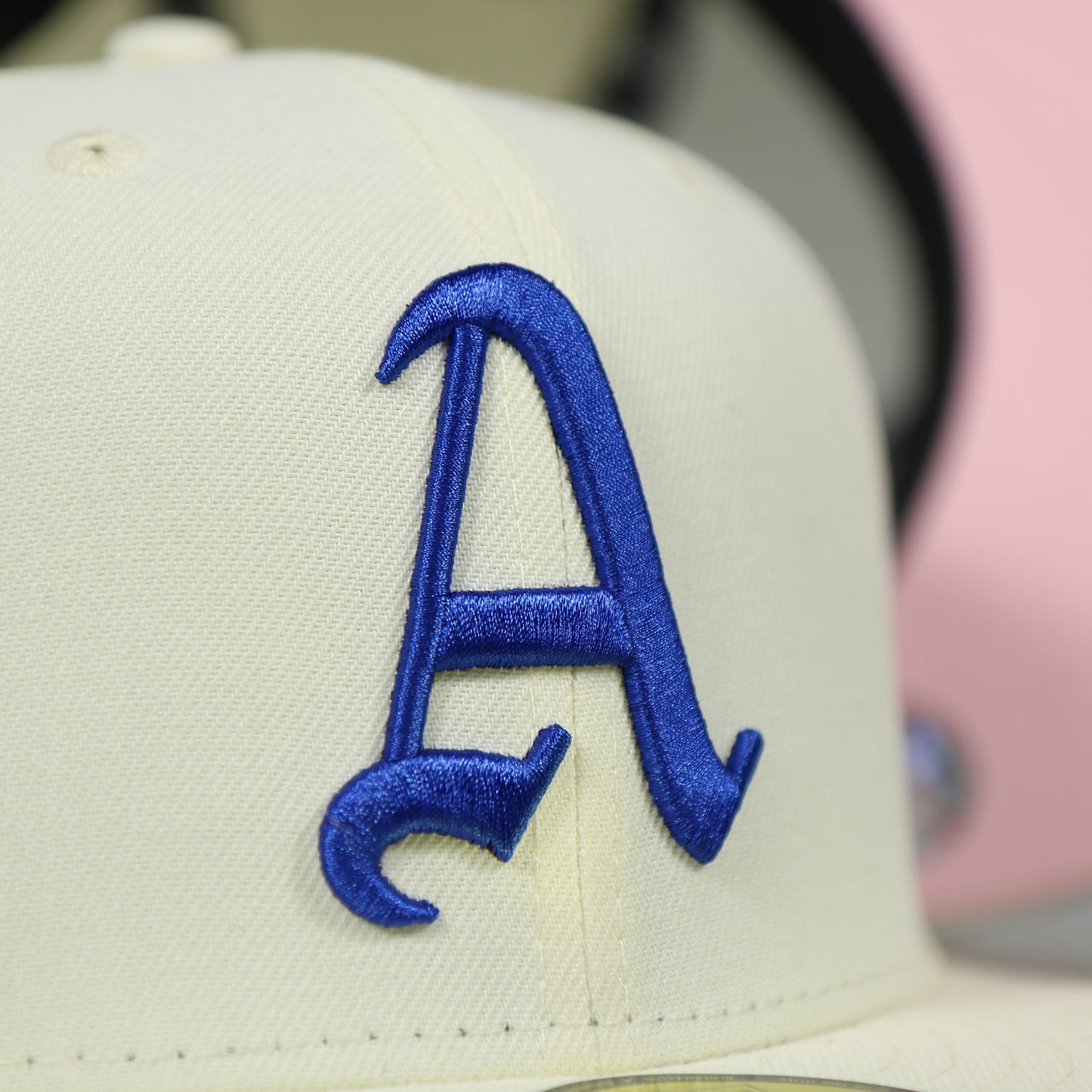athletics logo on the Philadelphia Athletics 1929 World Series Side Patch Pink Bottom Chrome 59Fifty Fitted Cap | "The Athletics Pack"