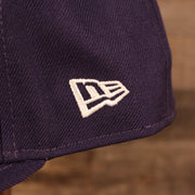 Close up of the New Era logo on the Arizona Diamondbacks Upside Down Logo Gray Bottom 59Fifty Fitted Cap