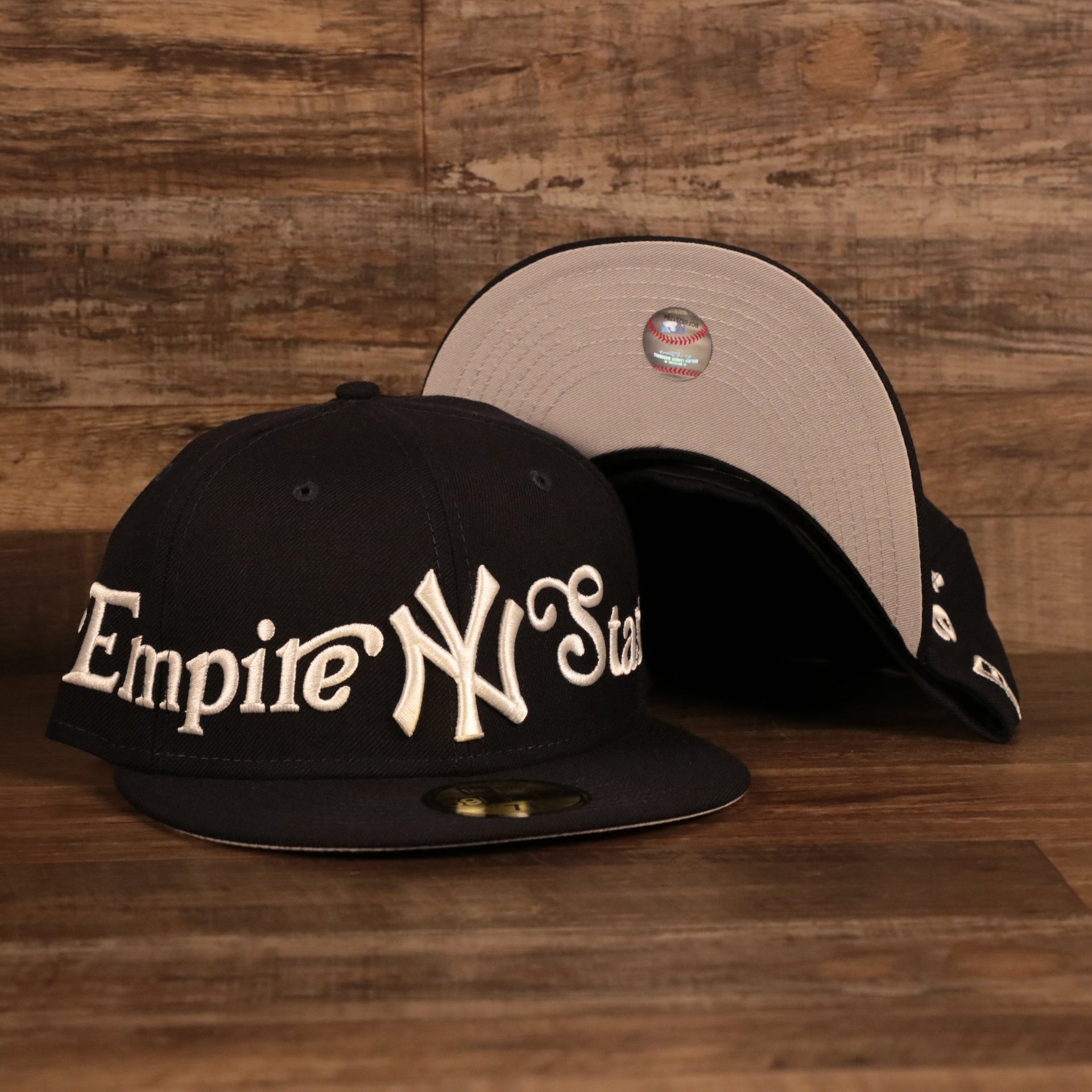 New York Yankees Empire State Script Nickname Gray Bottom 59Fifty Fitted Cap
