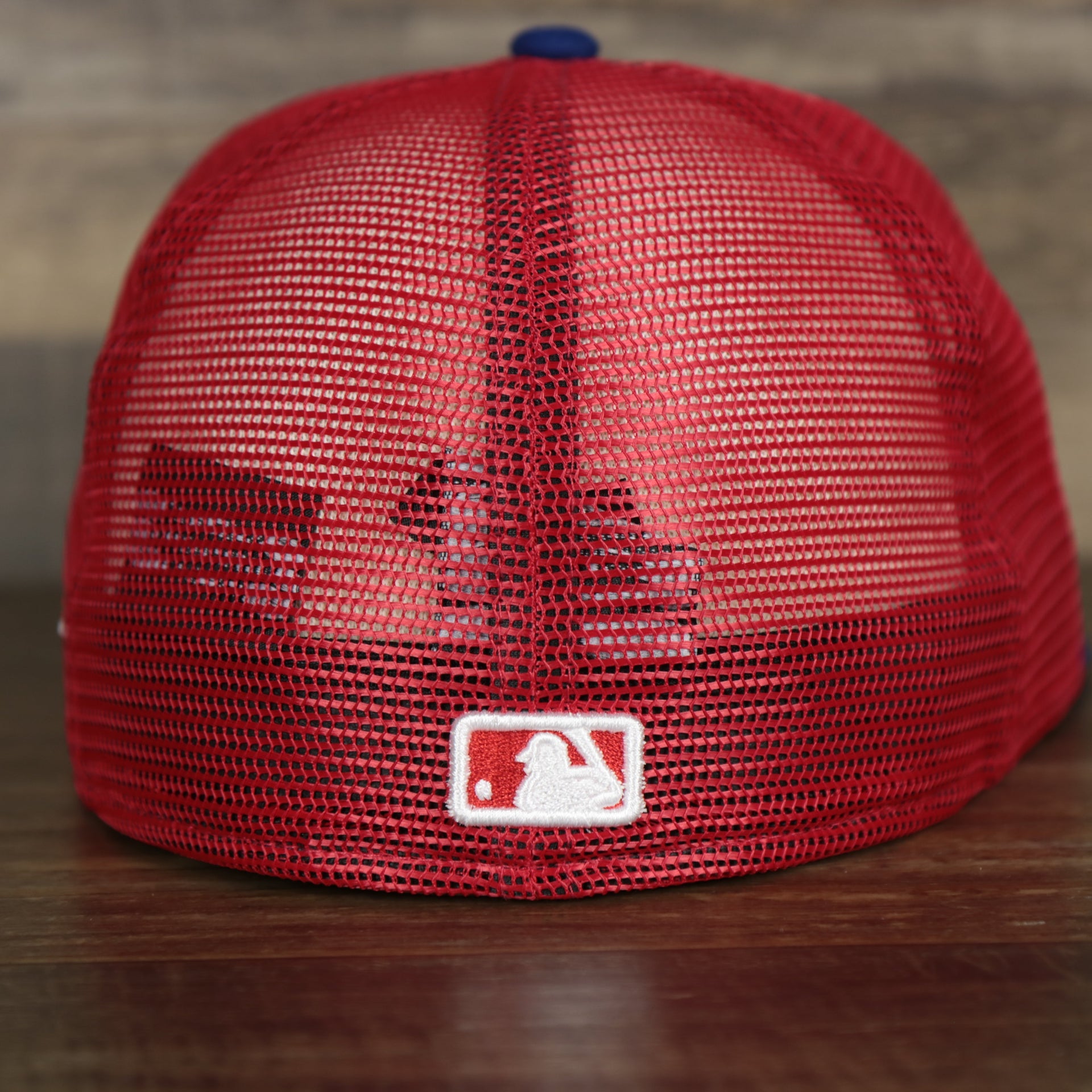 The backside of the Philadelphia Phillies Onfield 2022 Batting Practice 59Fifty Trucker Hat