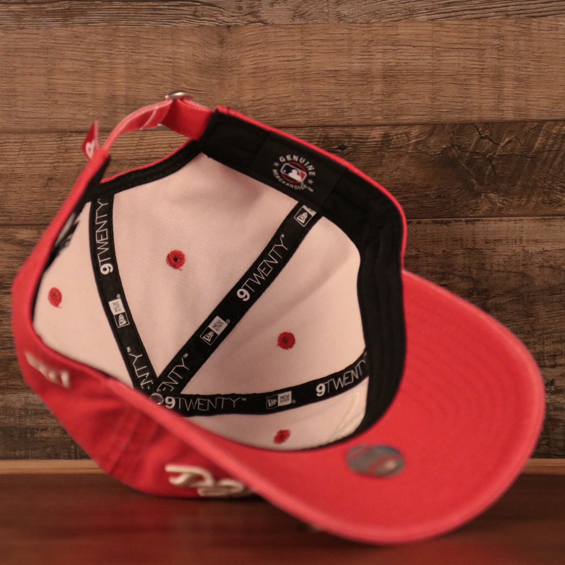 The washed pink Philadelphia Phillies womens baseball cap by New Era.
