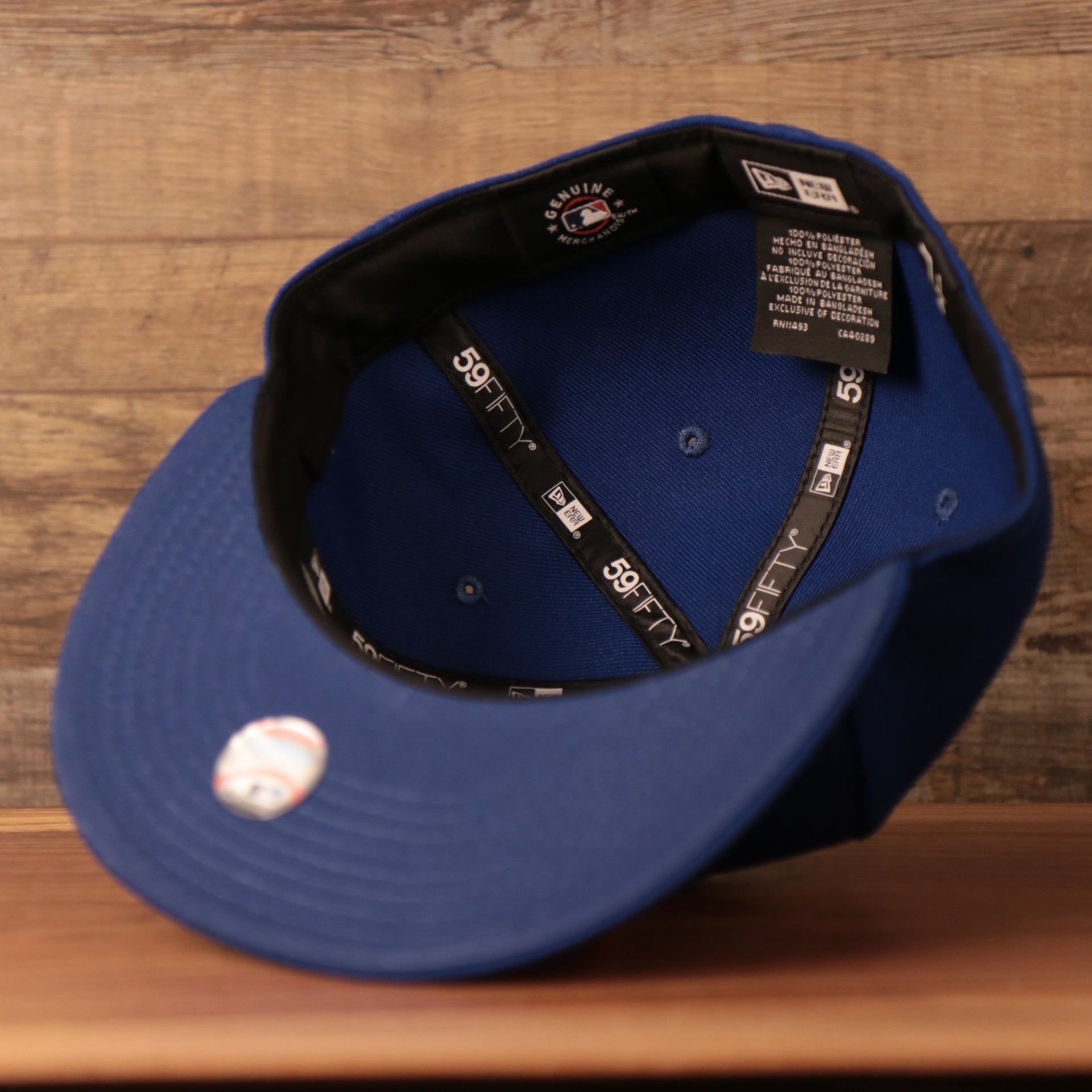 The inside of the retro blue Mets fitted cap by New Era.