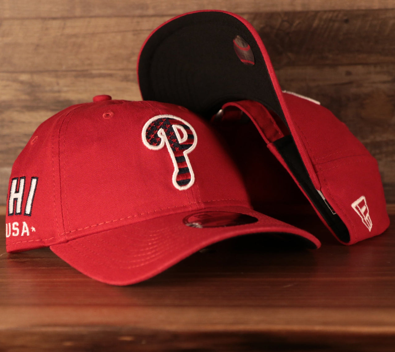 The red Philadelphia Phillies MLB on field 2021 fourth of July 9twenty dad hat by New Era.