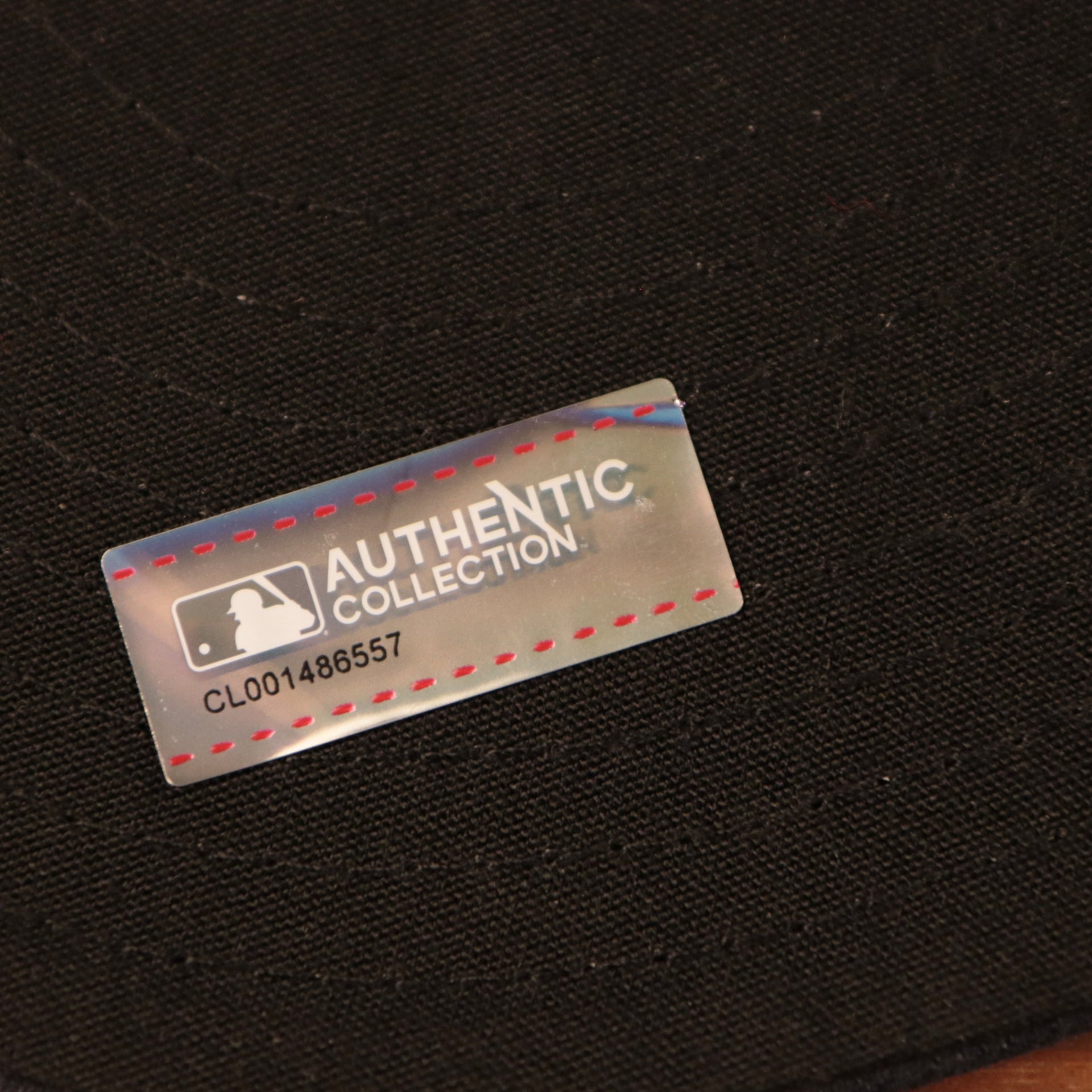 Close up of the authentic collection sticker on this 59Fifty Cap