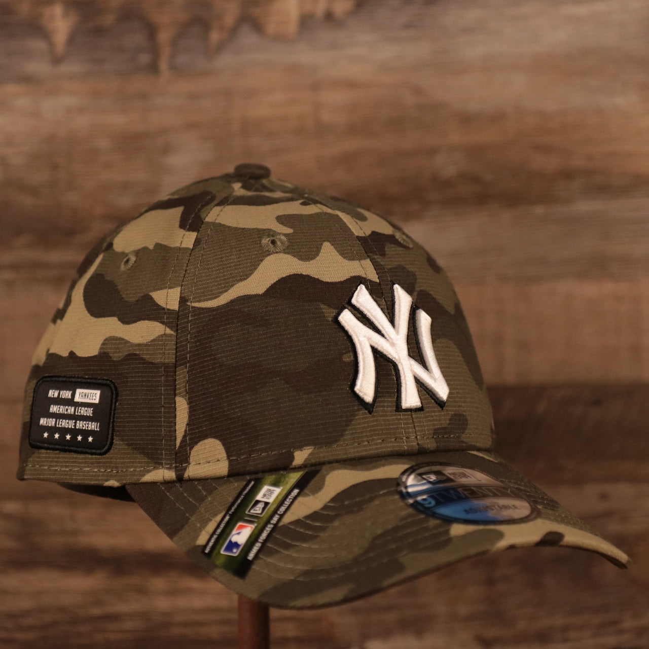 The New York Yankees Armed Forces Day 2021 woodland camo 9twenty Dad hat by New Era.