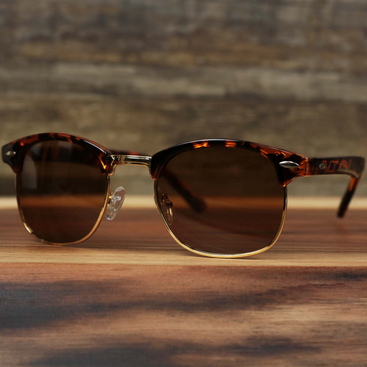 The Round Frame Brown Lens Sunglasses with Tortoise Gold Frame