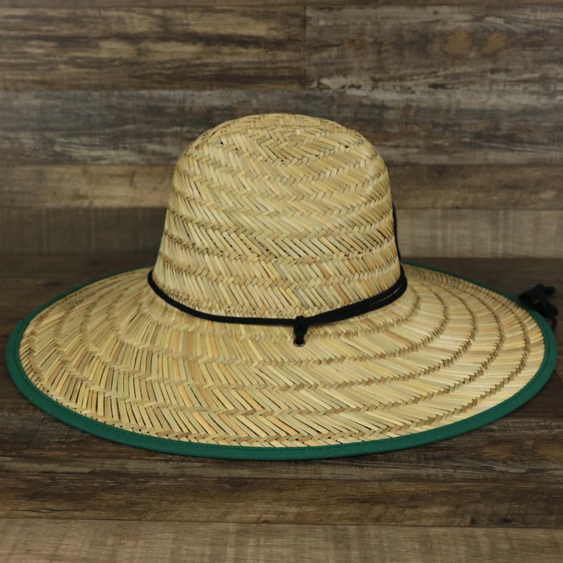 The wearer's right on the New York Jets On Field 2022 Summer Training Straw Hat | New Era OSFM