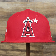 The front of the Anaheim Angels Metallic All Star Game MLB 2022 Side Patch 9Fifty Mesh Snapback | ASG 2022 Red Trucker Hat