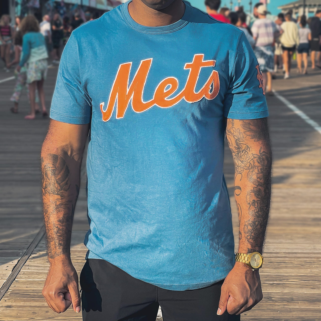 The front of the New York Mets Wordmark Franklin Fieldhouse Tshirt WIth Mets Logo | Cadet Blue T-Shirt