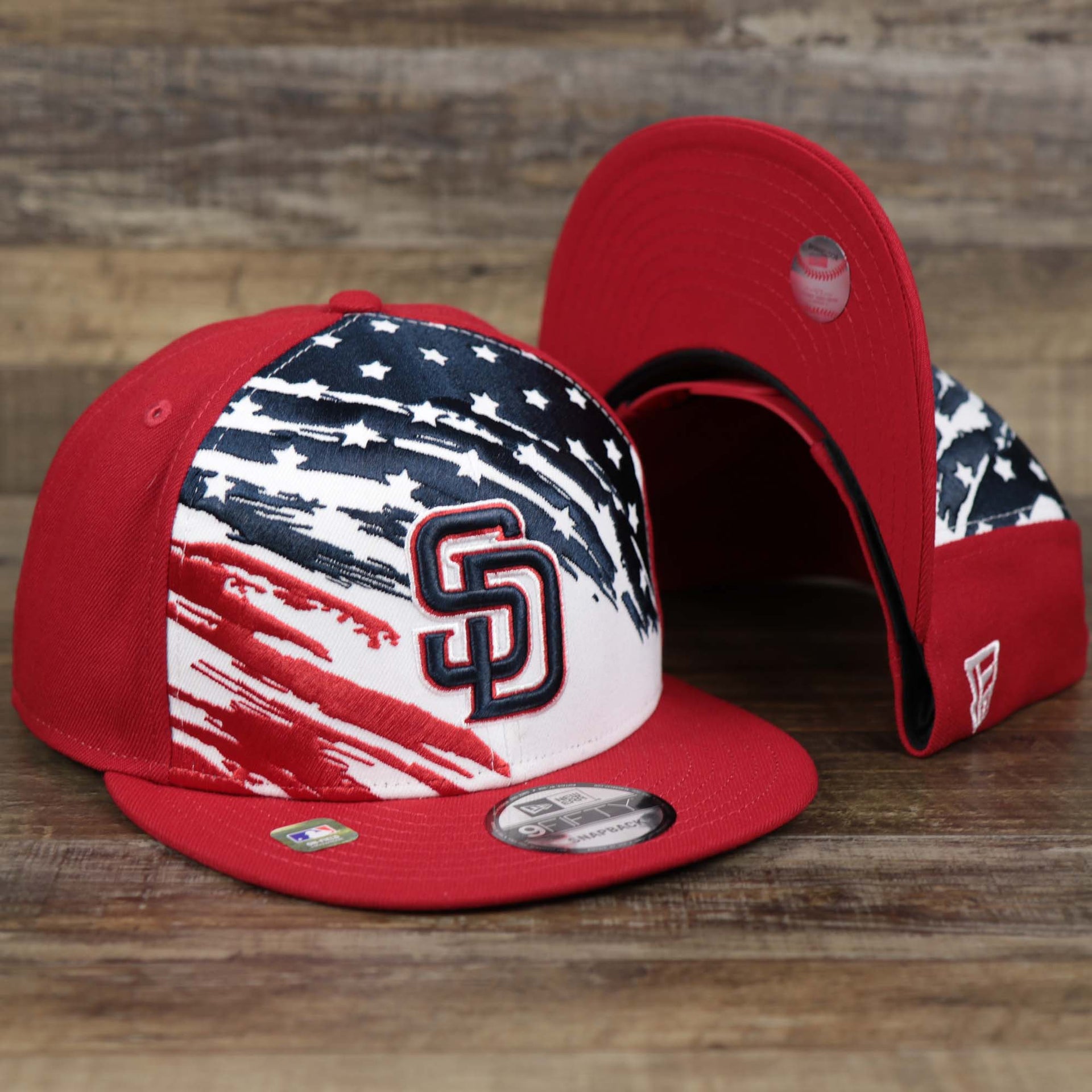 The San Diego Padres 2022 4th of July Stars And Stripes 9Fifty | New Era Navy OSFM