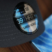 The sticker on the Philadelphia Phillies 2022 Father's Day On-Field 39Thirty Flexfit Cap | Gray